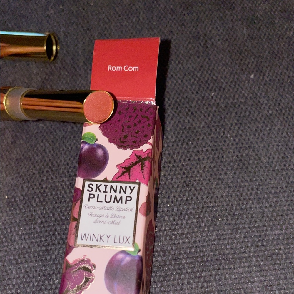 WINKY LUX Skinny Plump Lipstick - Vibrant Rom Com